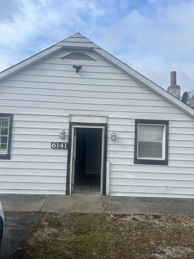 Building Photo - 3 Bed, 1 Bath Home for Rent