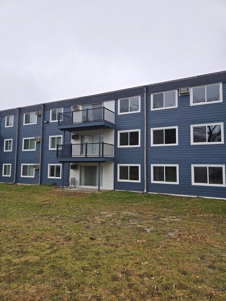 Primary Photo - Sands Apartments
