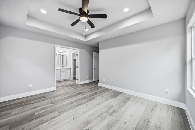 Building Photo - 8512 Farqueson St