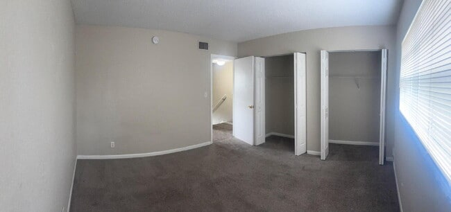 Building Photo - Charming 2-Bed Townhouse Retreat in Planta...