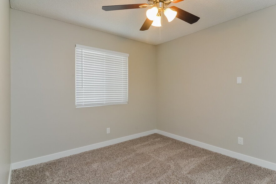 Building Photo - 129 Primero Way