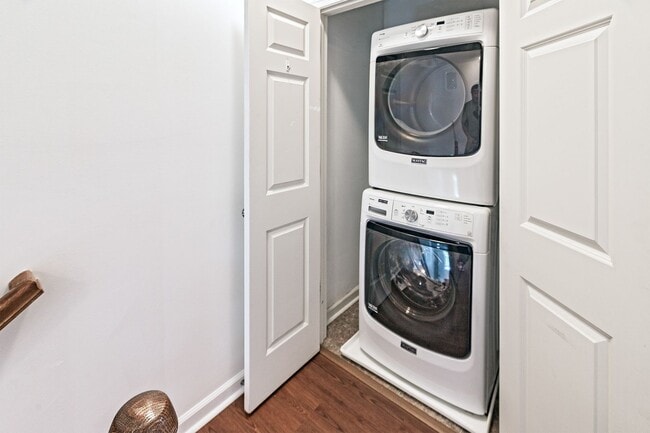 Building Photo - Claymont - 3 bedroom townhome in Darley Green