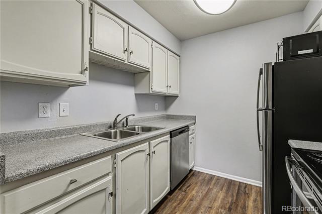 Building Photo - 14467 E 1st Dr