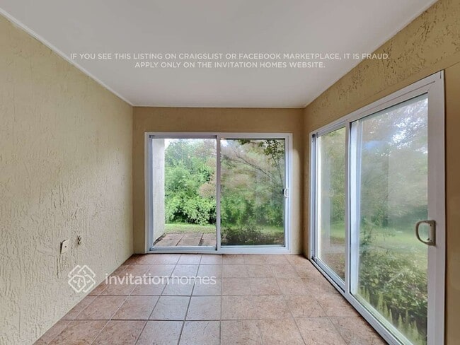 Building Photo - 543 Bent Oak Loop