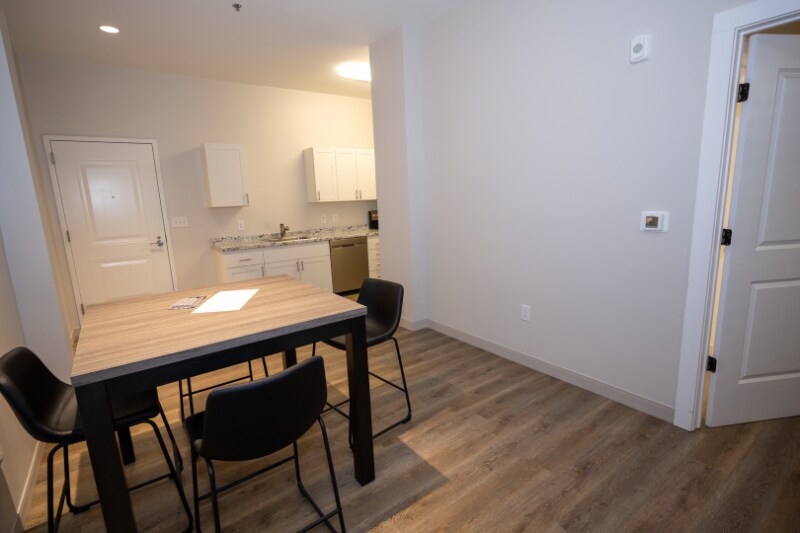 Building Photo - 103 N 1st St