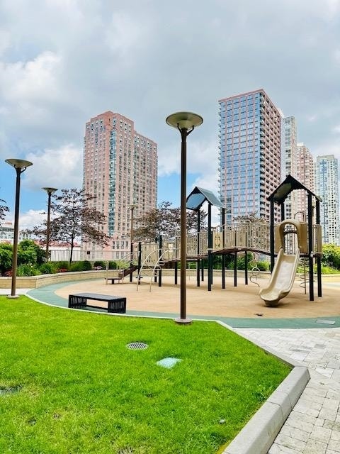 Building Photo - 88 Morgan St