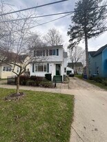 Building Photo - 132 Reed Ave