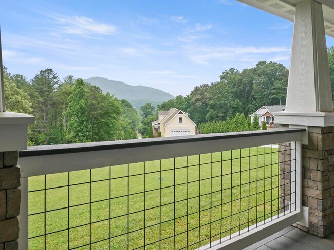 Building Photo - 105 Bobby Ridge Dr
