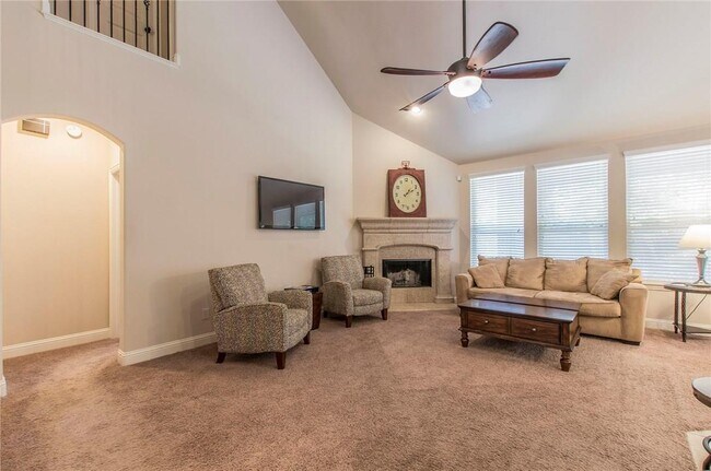 Building Photo - 2121 Timothy Dr