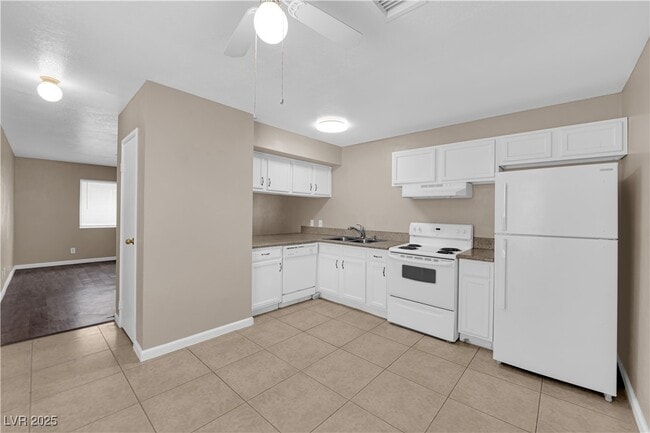 Building Photo - 5158 Greene Ln