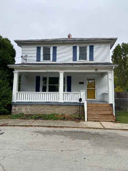 Primary Photo - 314 Thompson St