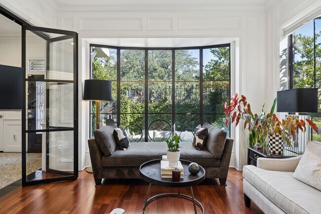 Building Photo - 4964 Post Oak Timber Dr