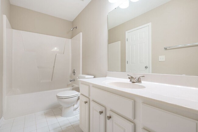 Building Photo - 1411 Crimson Creek Dr