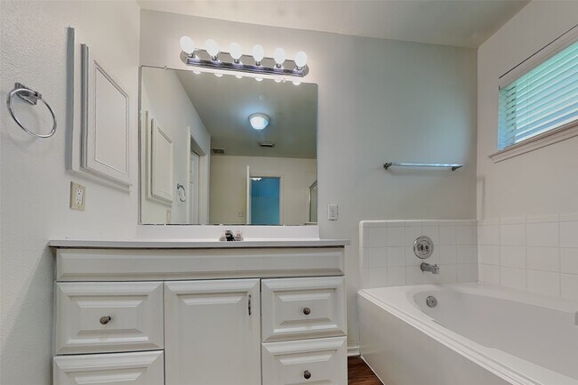 Building Photo - 5211 Sherilynn Dr