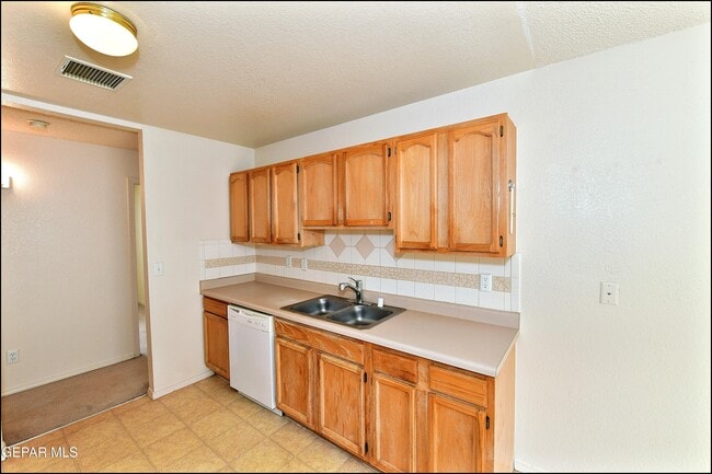 Building Photo - 2317 Joshua Louis Dr