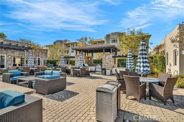 Building Photo - 5450 Strand