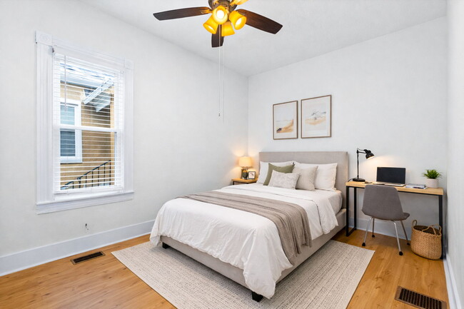 Building Photo - 449 E Brandeis Ave