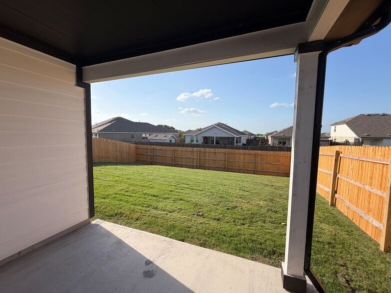 Building Photo - 350 San Juan Trl