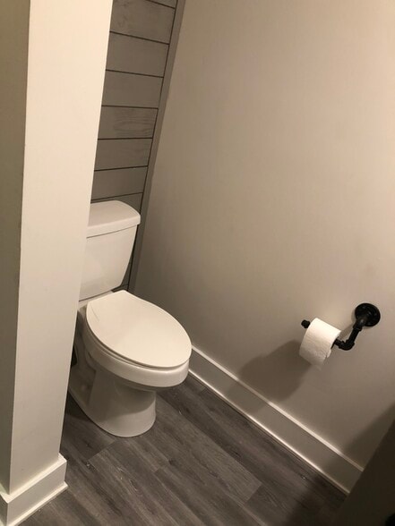 1/2 bathroom - 82 S Main St