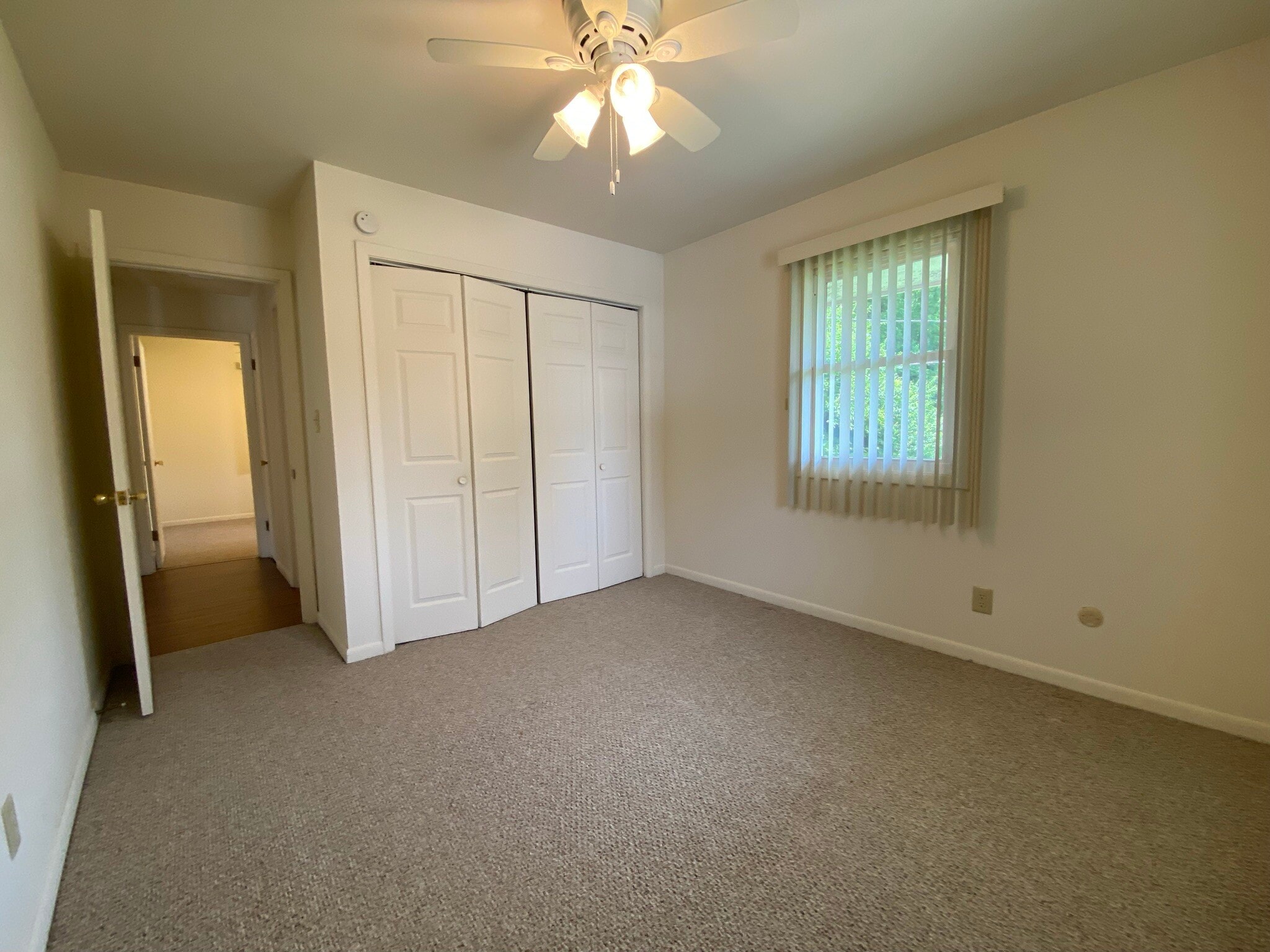 Building Photo - 211 S Pfeffer Rd