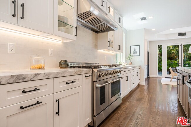 Building Photo - 11797 Chaparal St