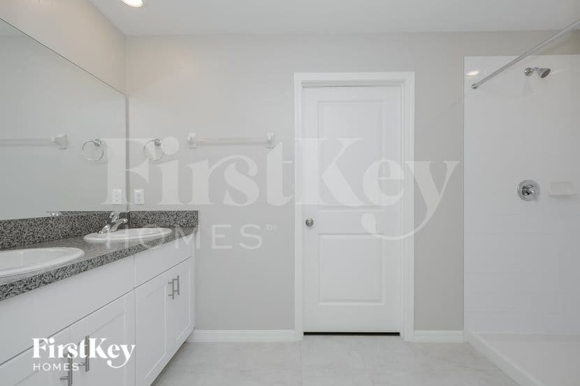 Building Photo - 14617 Scottburgh Glen Dr