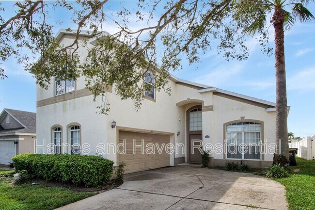 Building Photo - 323 Castlemain Cir