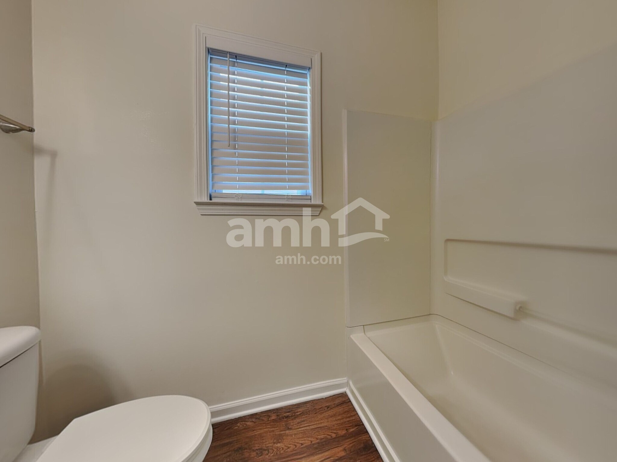 Building Photo - 836 Topaz Valley