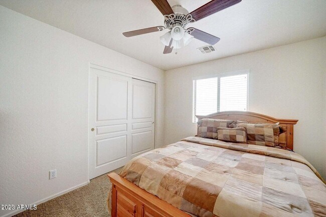 Building Photo - 3563 E Blue Ridge Way