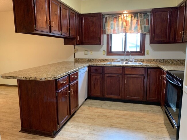 Building Photo - 3303 Eddy Ln