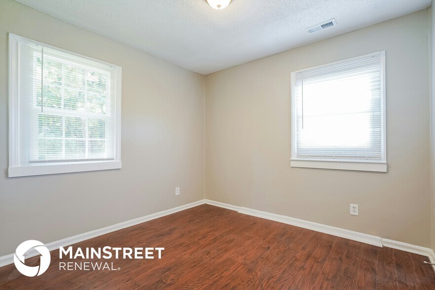 Building Photo - 1022 Bacon St