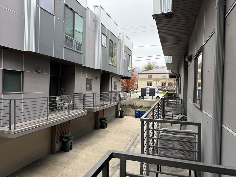 Building Photo - 1722 S 900 E