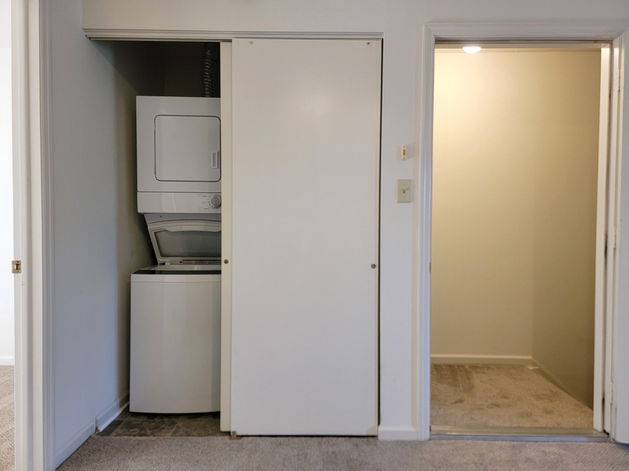 Building Photo - 685 Brunnerville Rd