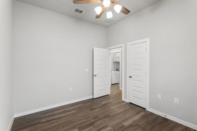 Building Photo - 8109 Gilwice Ln