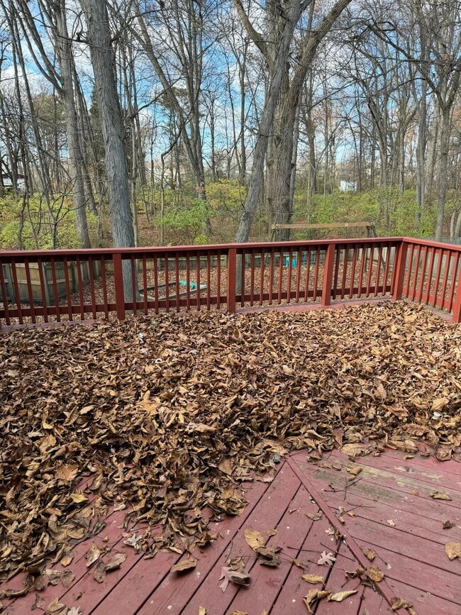 Building Photo - 8735 Olenbrook Dr