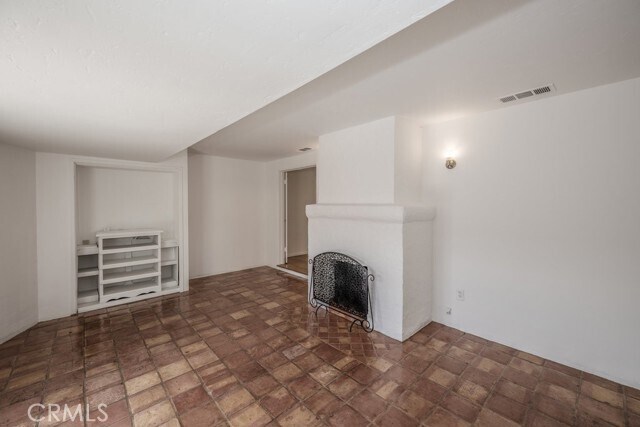 Building Photo - 6229 Agnes Ave