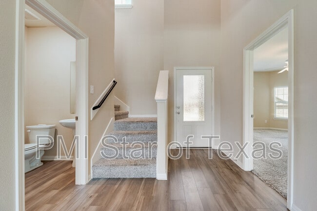 Building Photo - 247 Enchanted Way