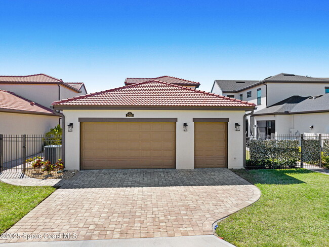 Building Photo - 2366 Addison Dr