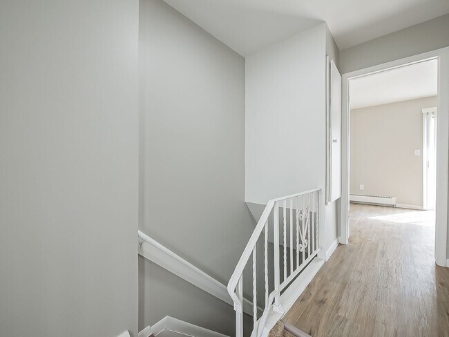 Building Photo - Freshly Remodeled 1BR Retreat in Desirable White Lake – Move-In Ready!