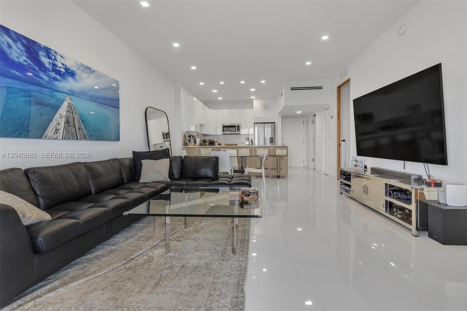 Building Photo - 5701 Collins Ave