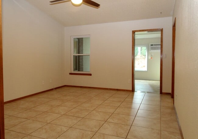 Building Photo - 1809 Pueblo Alegre Dr