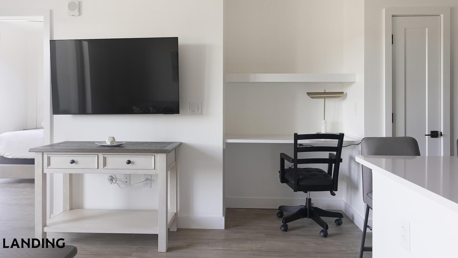 Building Photo - 1007 S Mint St