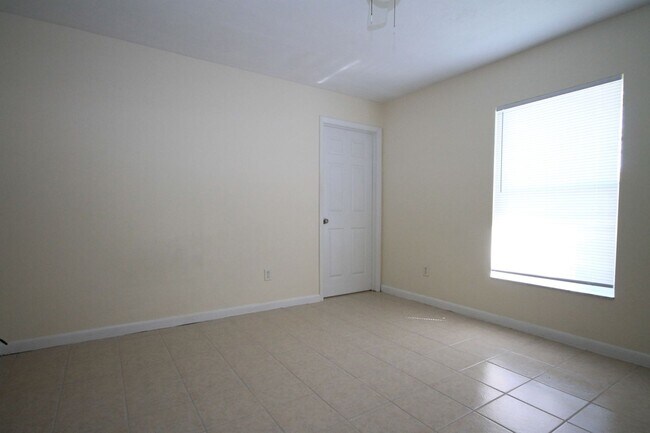 Building Photo - Lovely 3 bd/2 ba home in Summerfield!