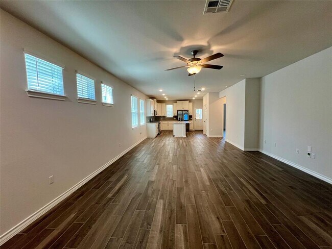 Building Photo - 2907 Salvidar Bend