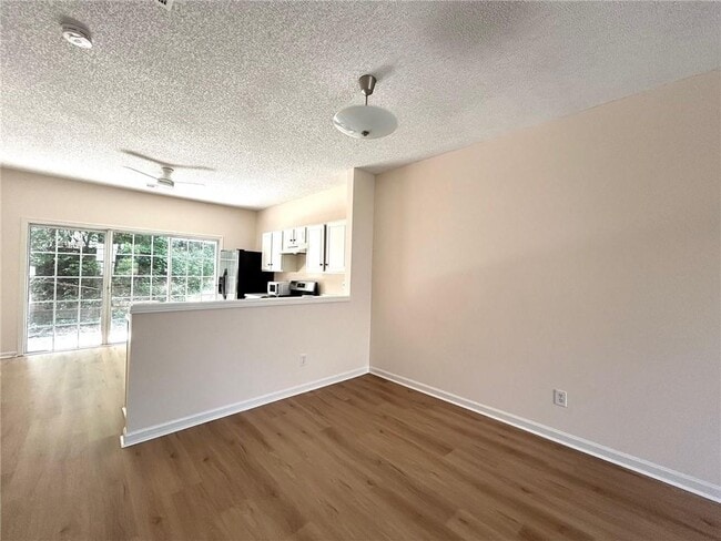 Building Photo - 275 Devonshire Dr