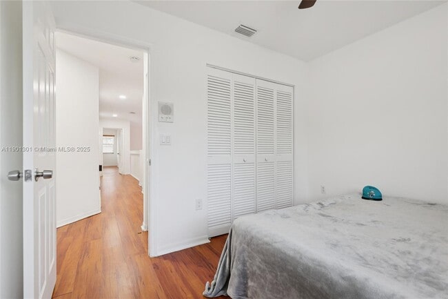 Building Photo - 14804 SW 155th Pl