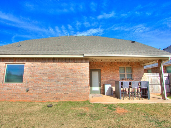 Building Photo - 6322 NW 178th Ter