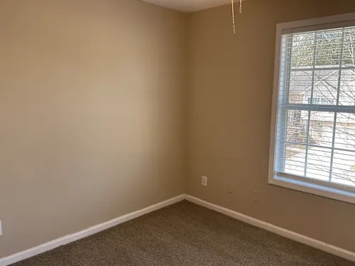 Building Photo - 2627 Tolliver Dr