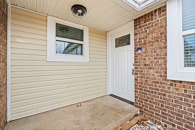 Building Photo - 112 Kristine Blvd