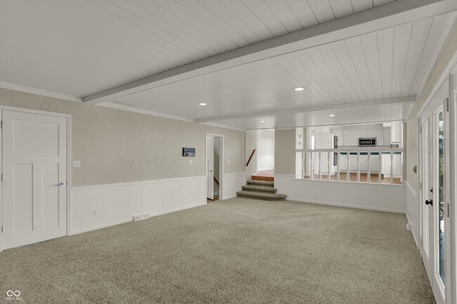 Building Photo - 3037 Golfview Dr
